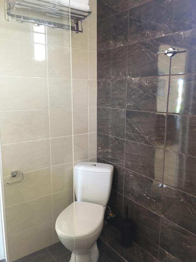 לינה וארוחת בוקר זאטוקה Kauri מראה חיצוני תמונה